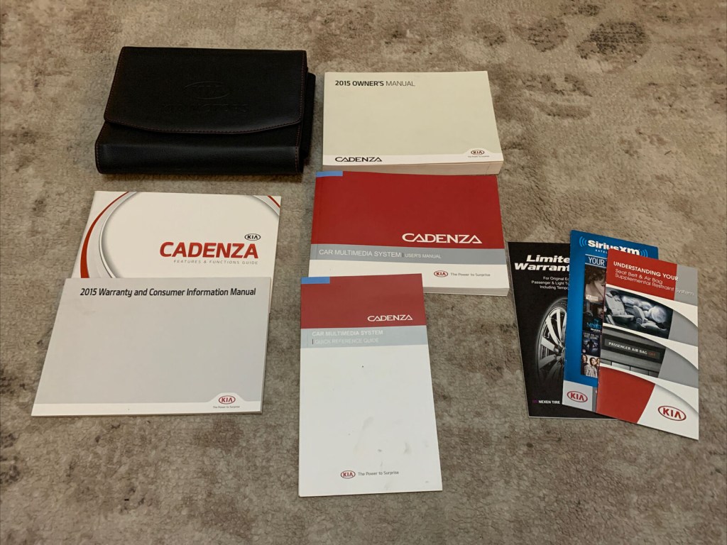Picture of: Kia Cadenza Owners Manual With Case And Navigation OEM Free Shipping   eBay