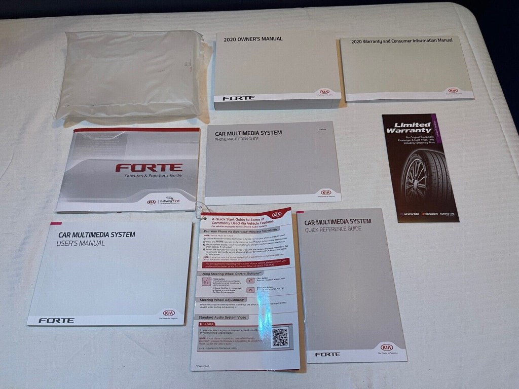 Picture of: Kia Forte Owners Manual GUIDE BOOK SET WITH CLEAR CASE OEM