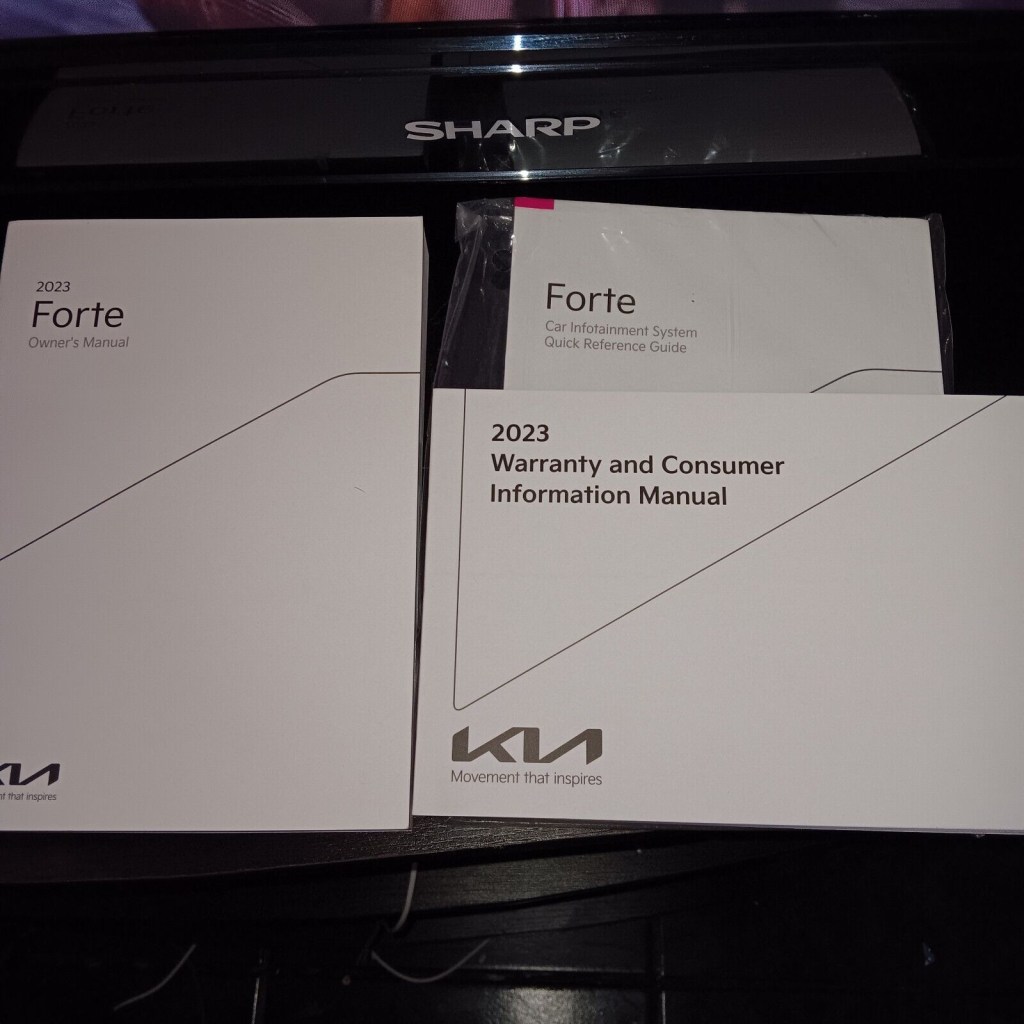 Picture of: KIA FORTE OWNERS MANUAL SET OEM USER GUIDE LX LXS GT OWNER NFOTAINMENT