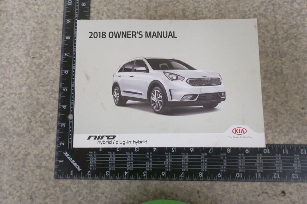 Picture of: KIA NIRO HYBRID PLUG IN OWNER’S MANUAL SET BOOK – FREE SHIPPING –  OM