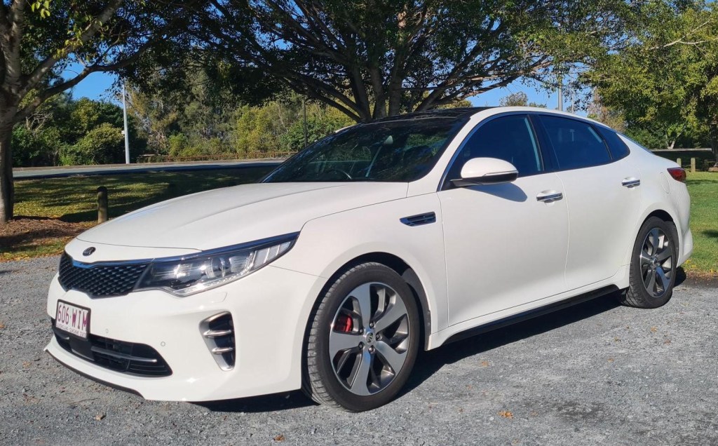 Picture of: Kia Optima GT owner review  CarExpert