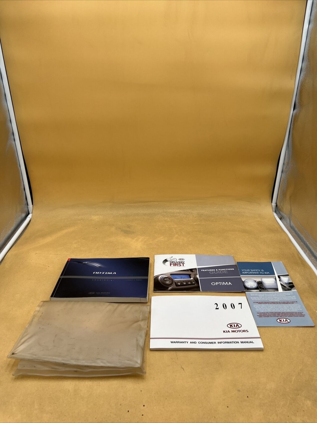 Picture of: KIA OPTIMA OWNERS OPERATORS GUIDE MANUAL WITH SUPPLEMENTS AND SLEEVE