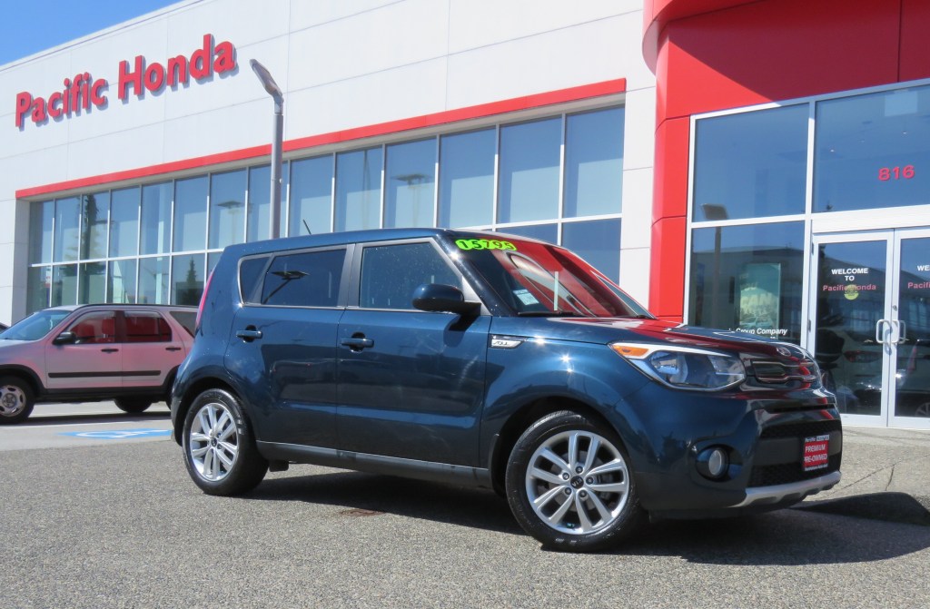 Picture of: New & Used Kia Soul for sale  AutoTrader