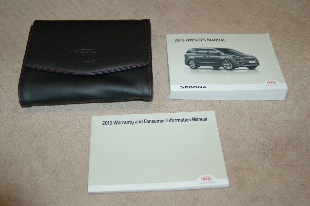 Picture of: Owner’s Manual Set for  Kia Sedona OEM L LX EX SX Owners  eBay